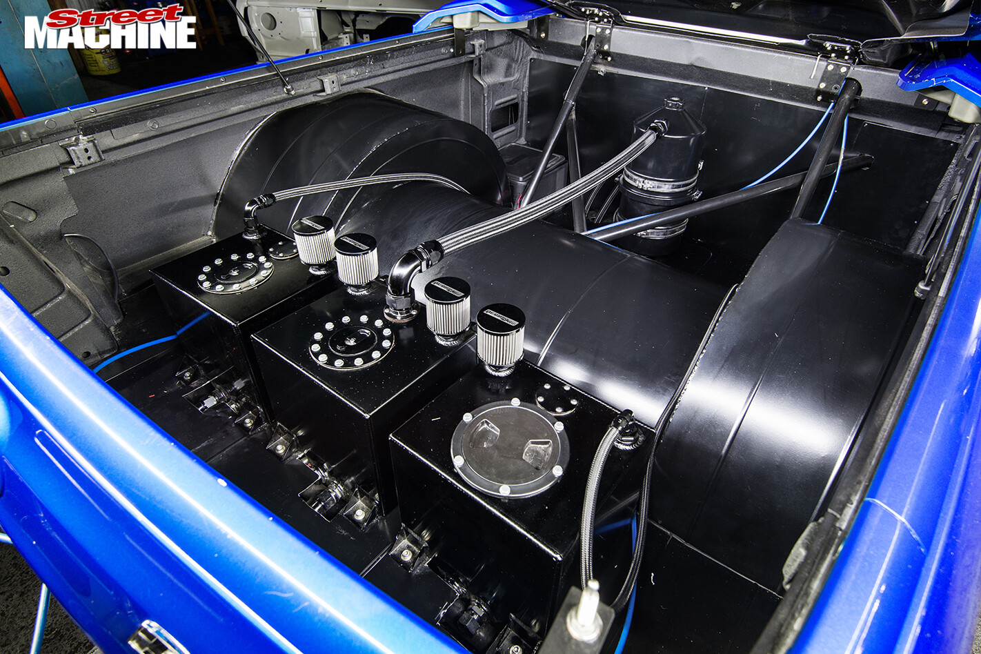 Hsv -ute -rear -tray
