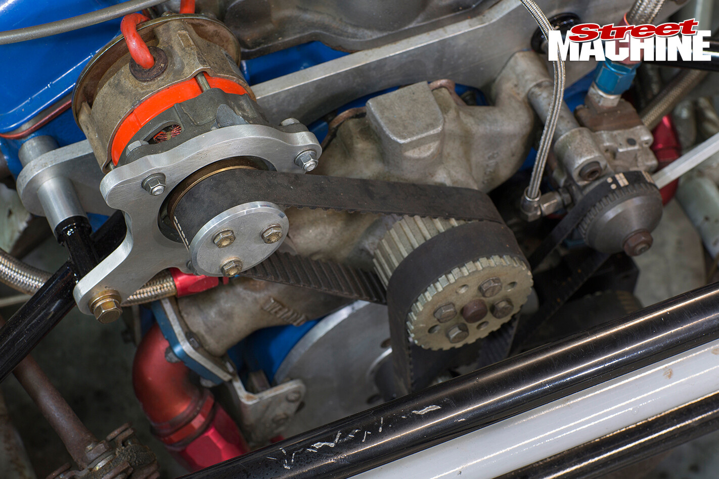 HT-Monaro -sports -sedan -engine -detail