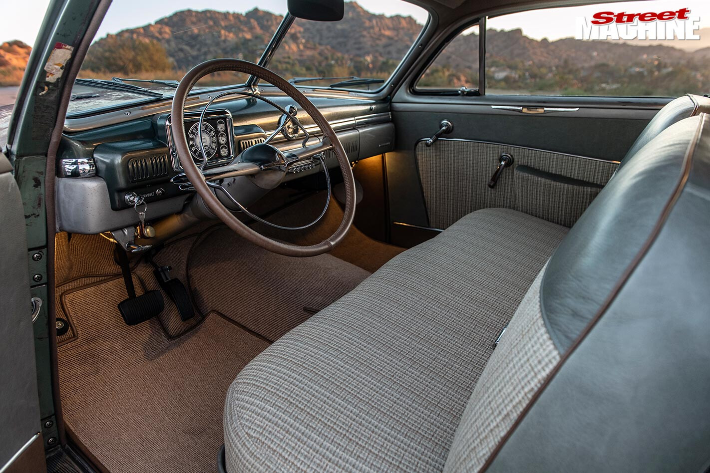 Icon Mercury interior