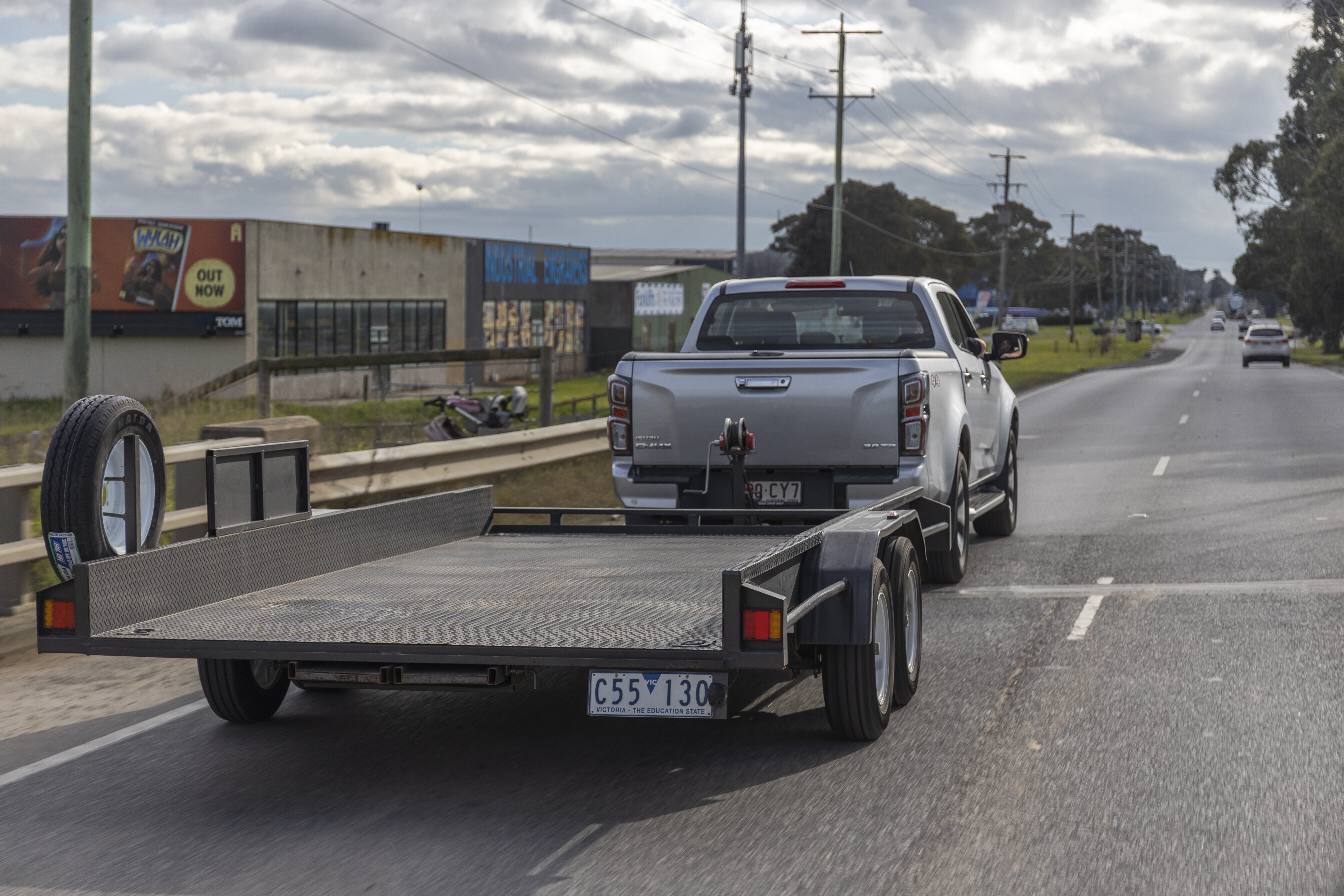Street Machine Features Isuzu Dmax Towing 1