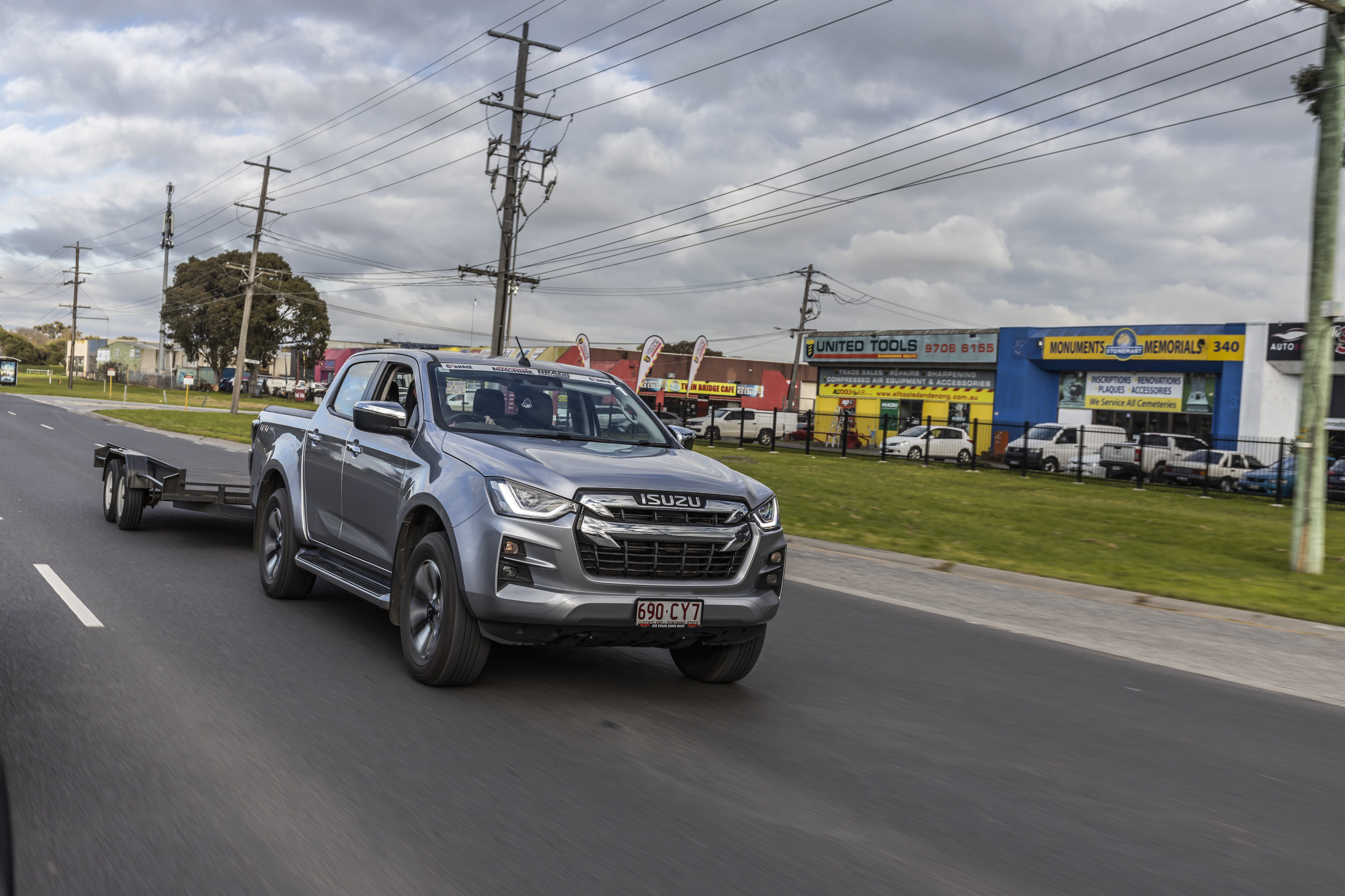 Street Machine Features Isuzu Dmax Towing 3