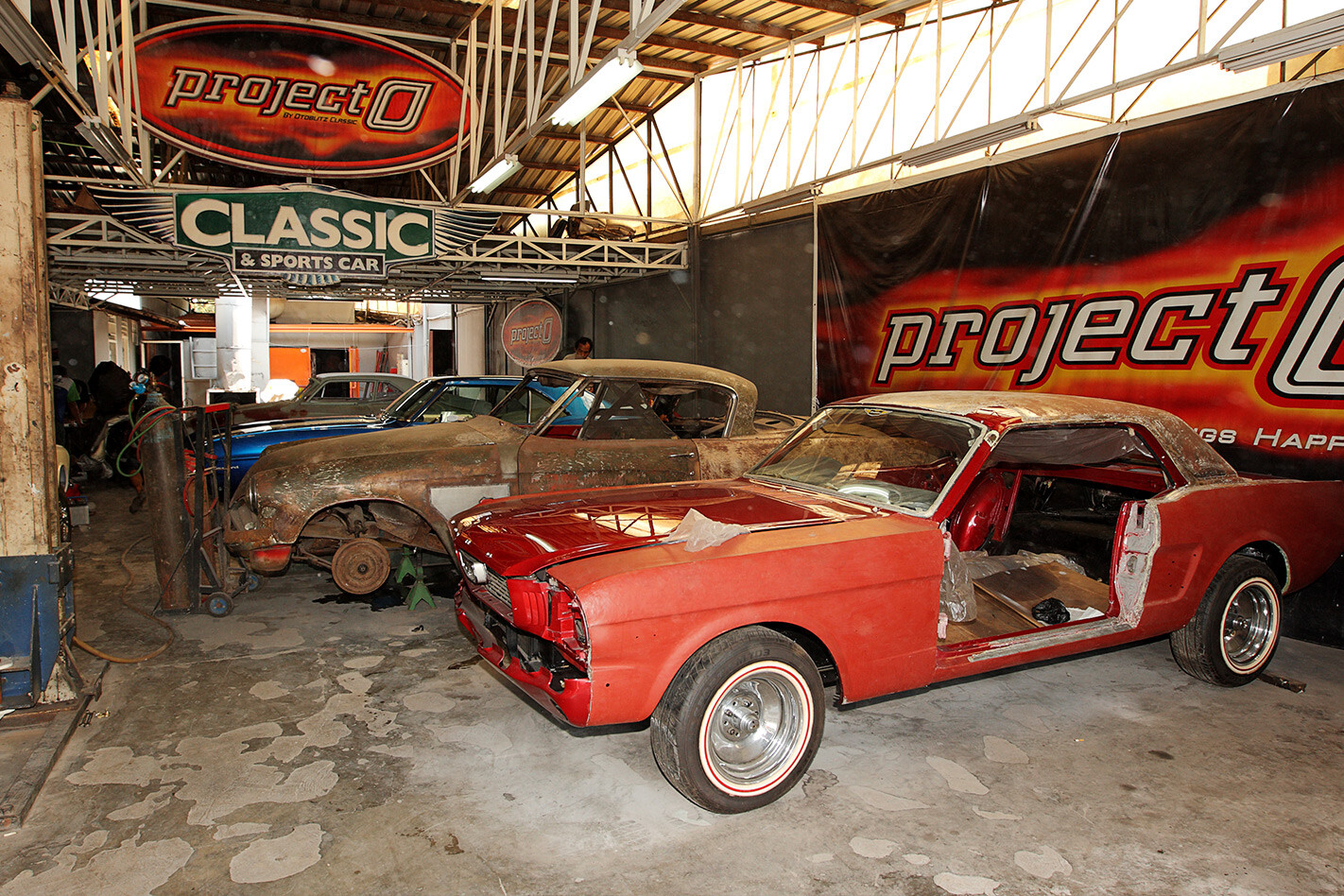 Azman Ozman's garage