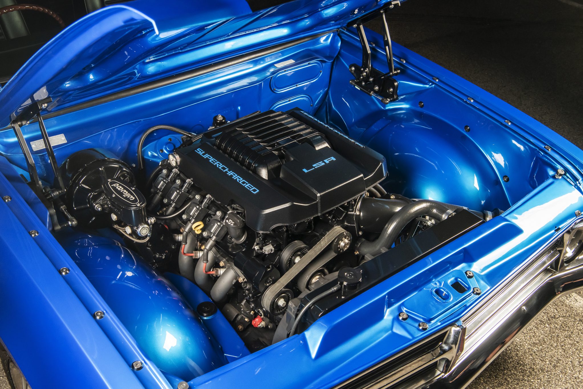 Street Machine Features JLL 4386 Complete