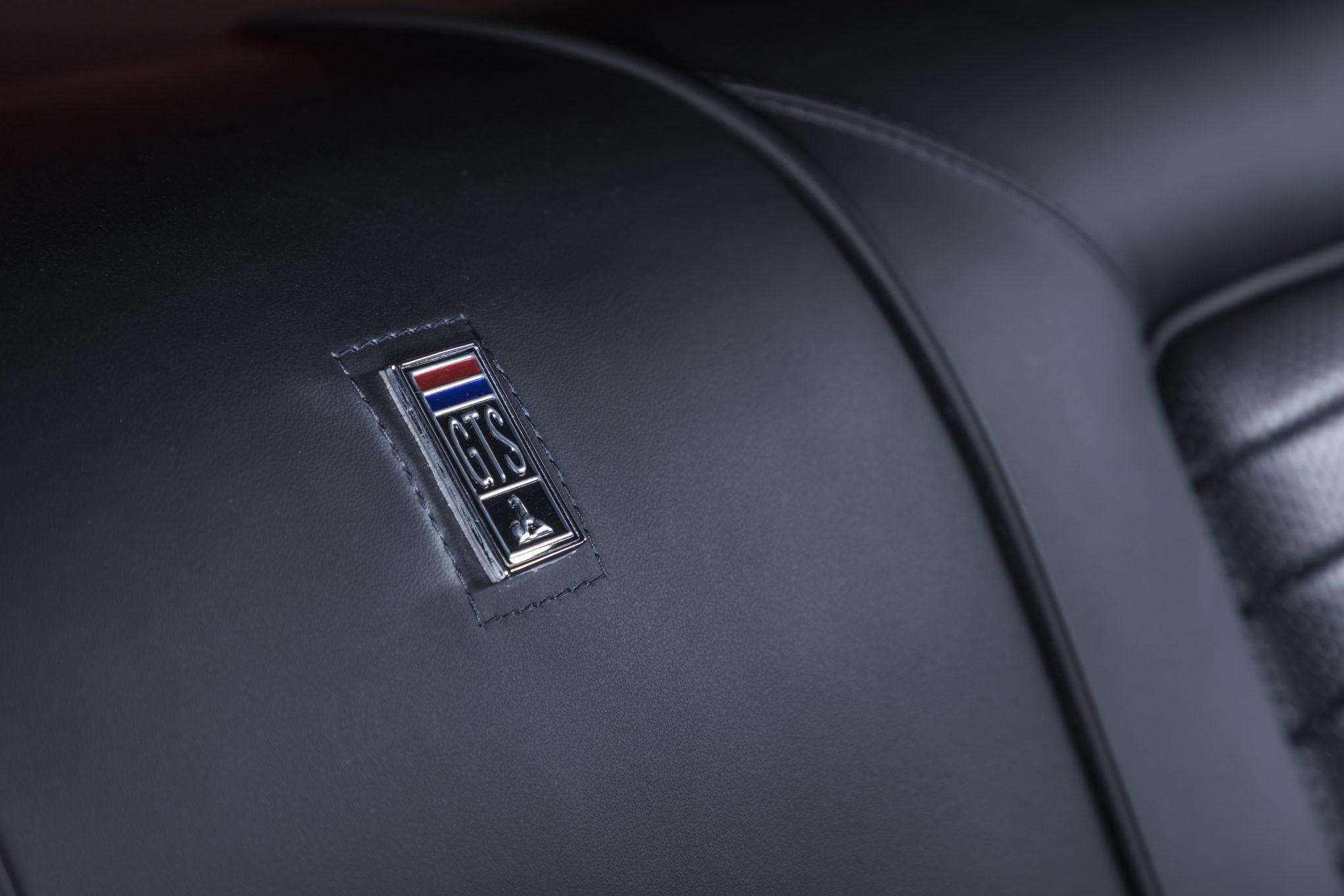Street Machine Features Jovan Barat Hk Monaro Seats
