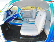 Kaiser Dragon interior