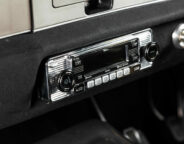 06189a11/leo mortakis lx torana radio jpg