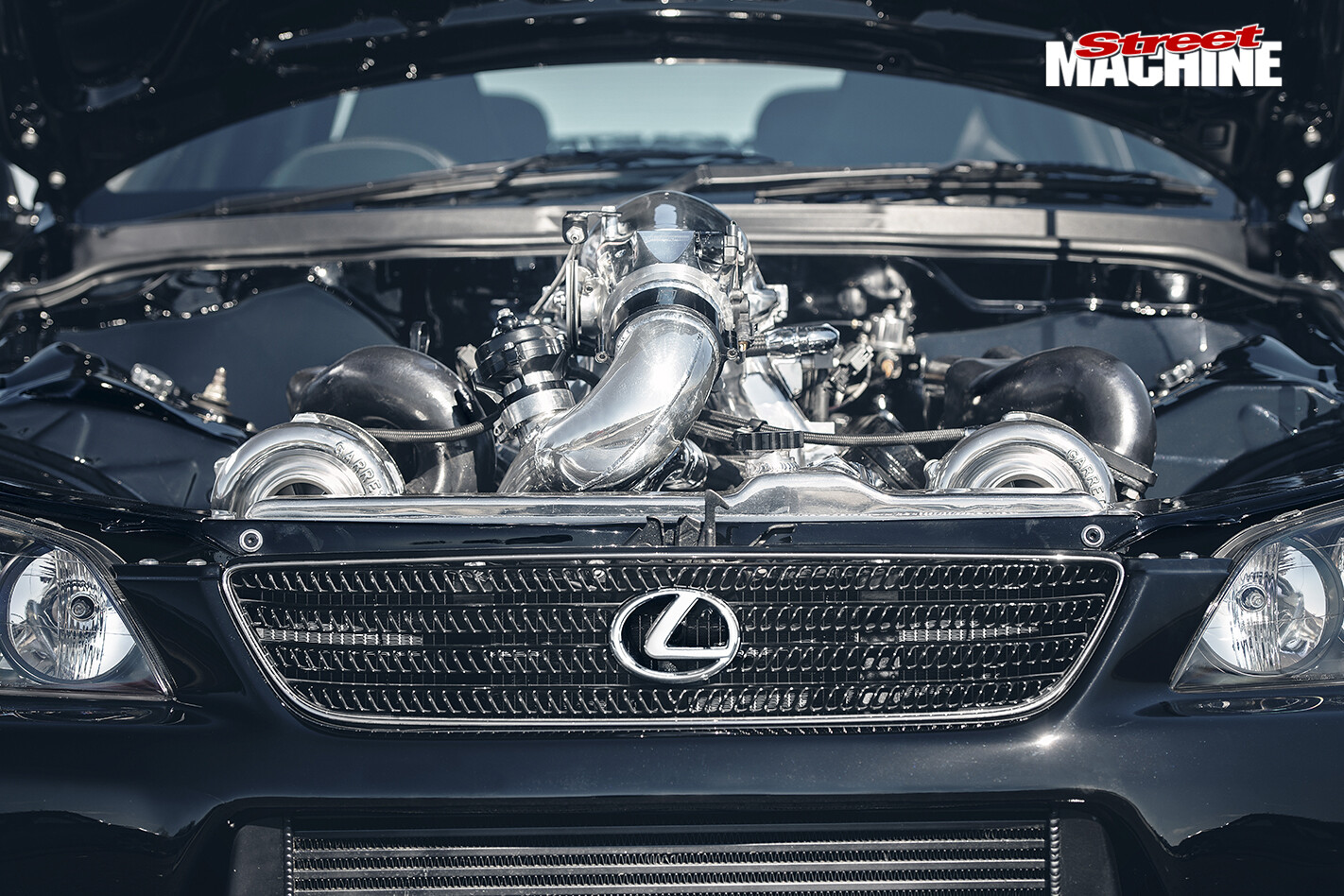 Lexus -IS200-engine