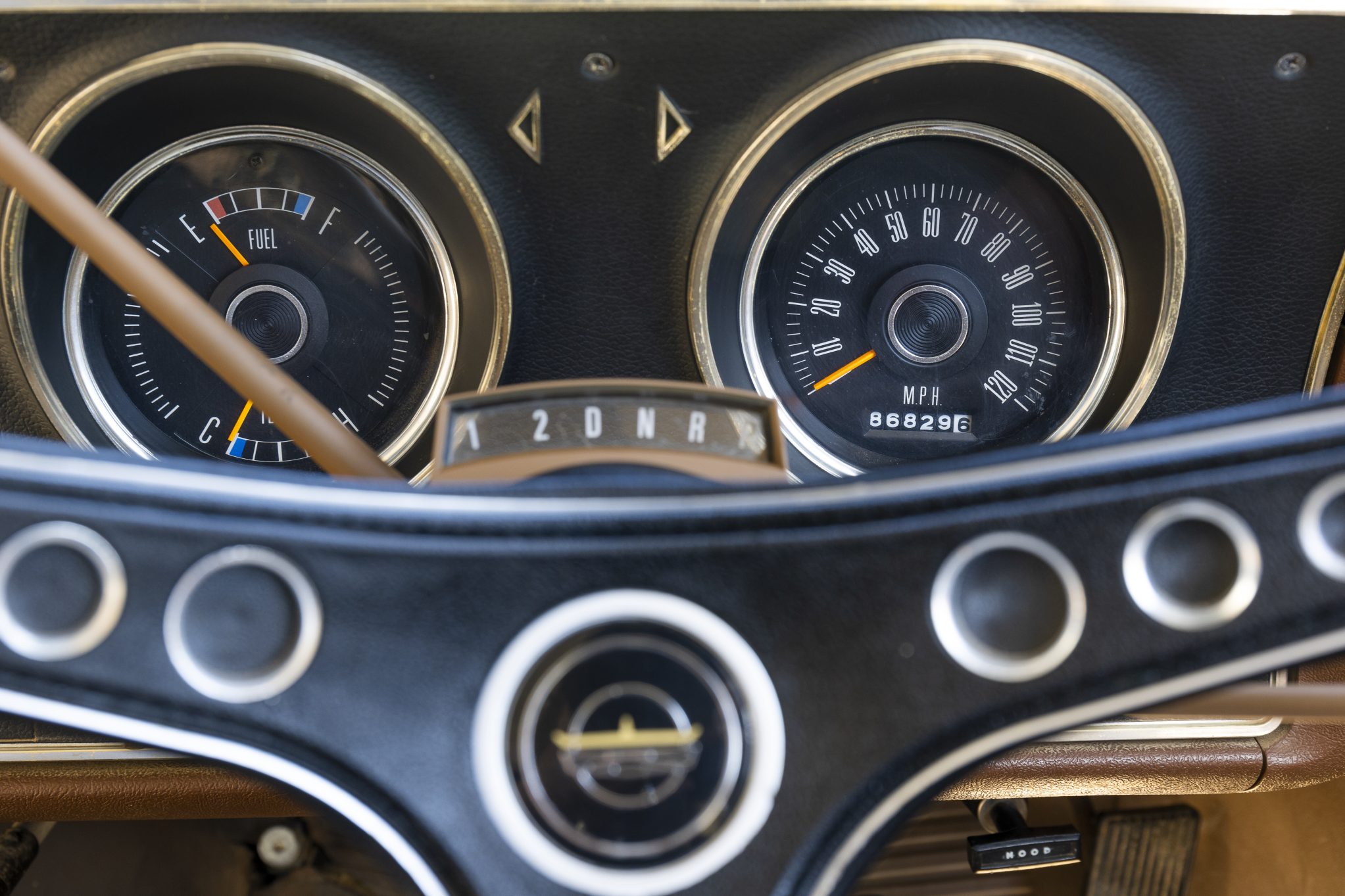 Street Machine Features Lorella Burns Ford Xw Wagon Dash 4