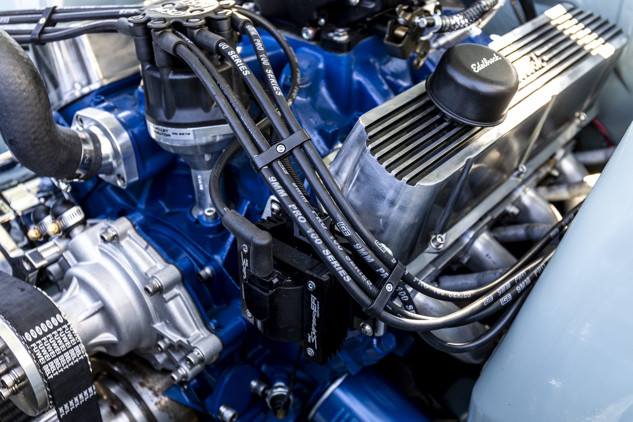Street Machine Features Lorella Burns Ford Xw Wagon Engine Bay 3