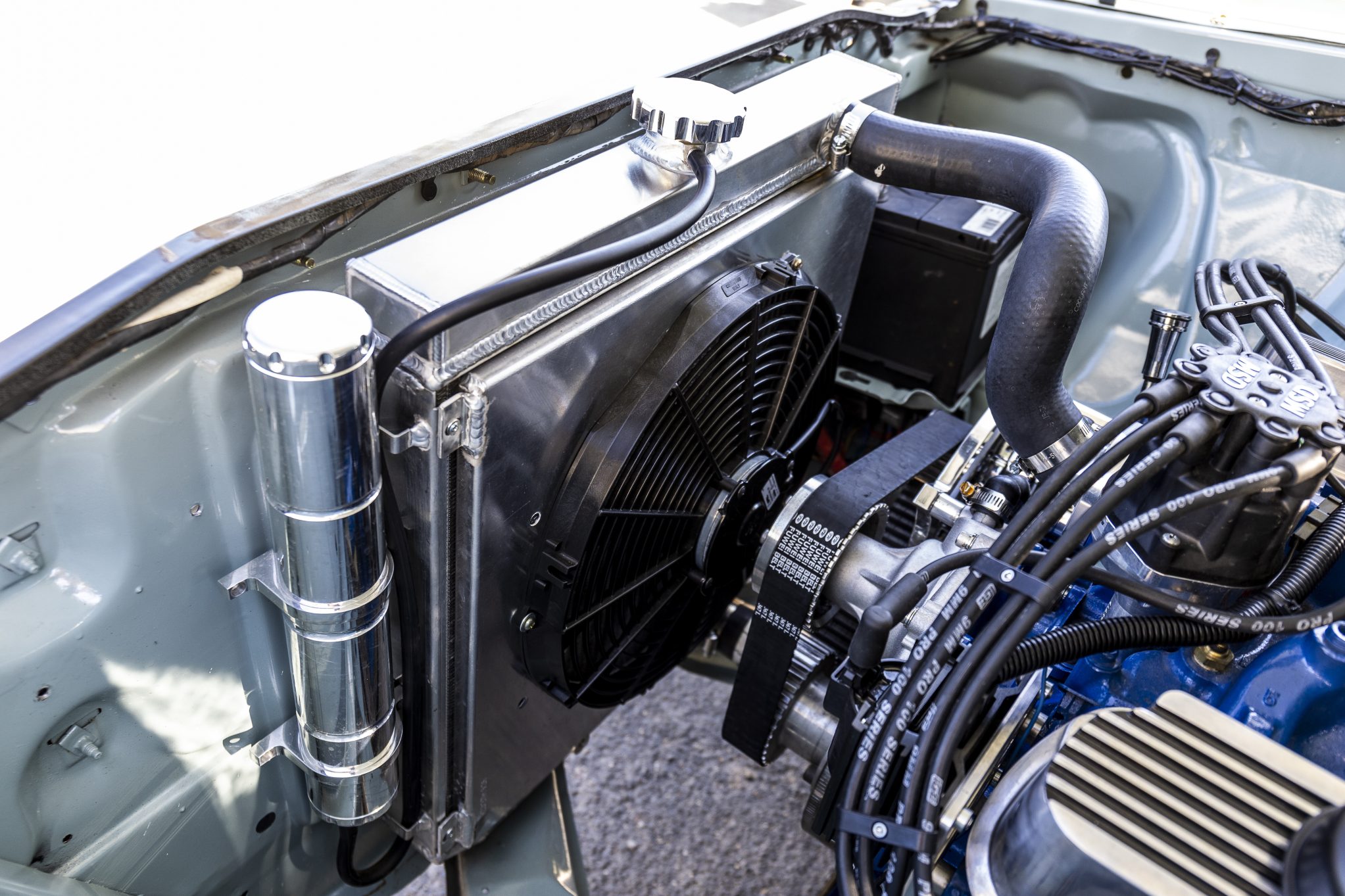 Street Machine Features Lorella Burns Ford Xw Wagon Engine Bay 7
