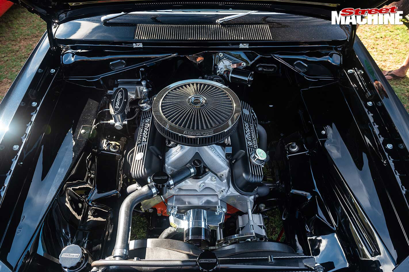 chrysler ve ute engine bay
