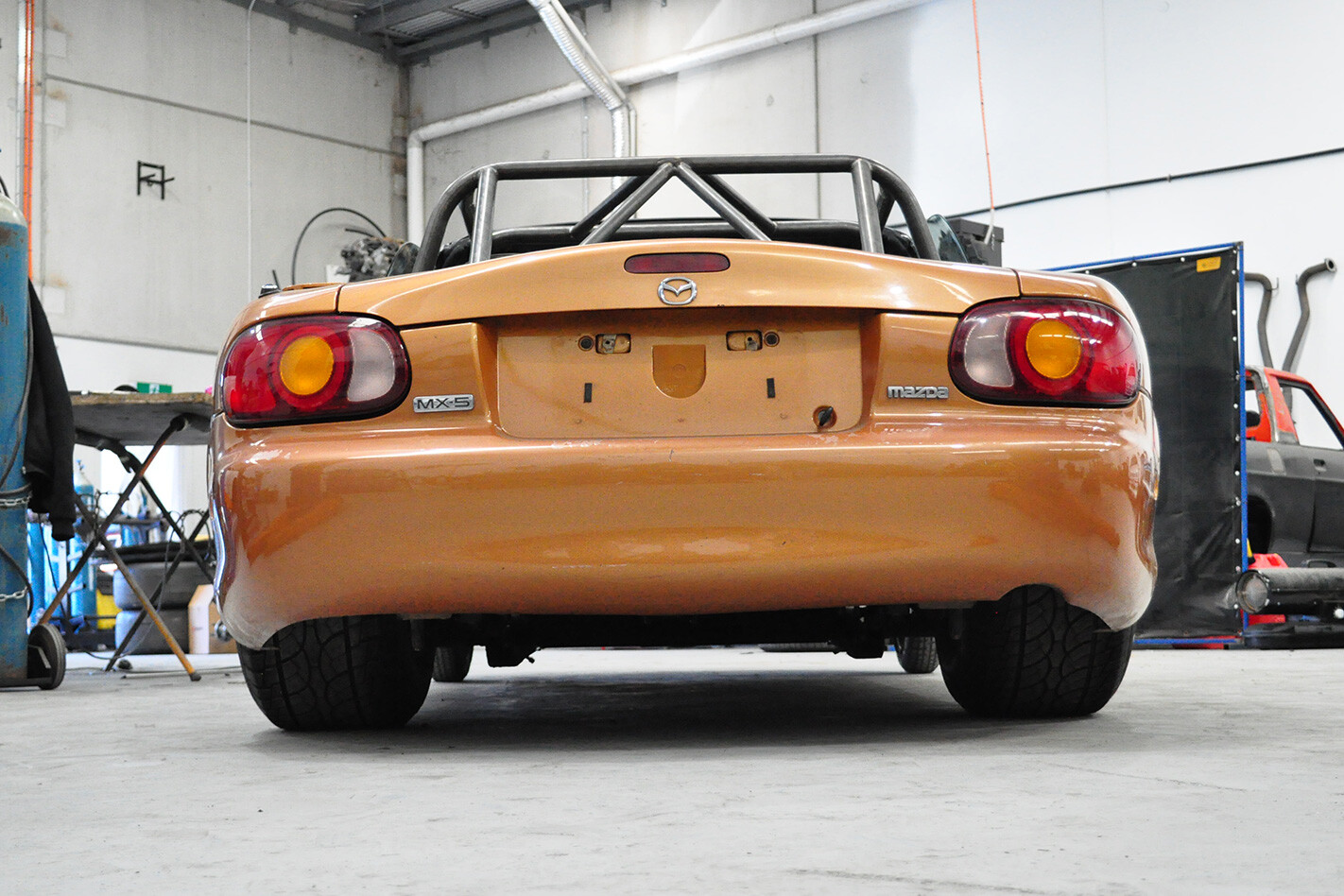 LS1-POWERED-MAZDA-MX5-rear.jpg