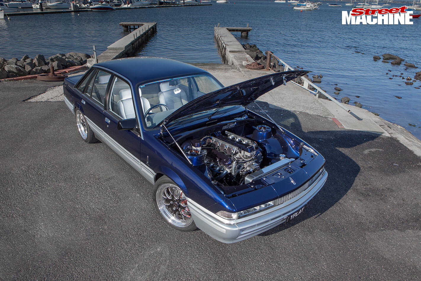 LS6-POWERED-1988-HOLDEN-VL-CALAIS-hood