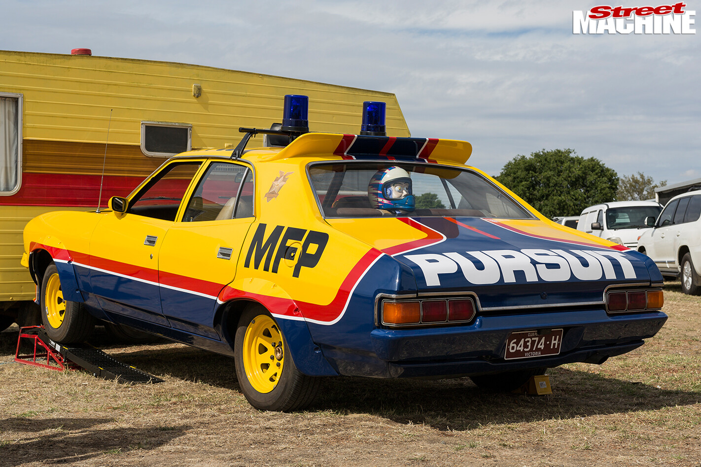 Mad -max -ford -falcon -pursuit -falcon -2