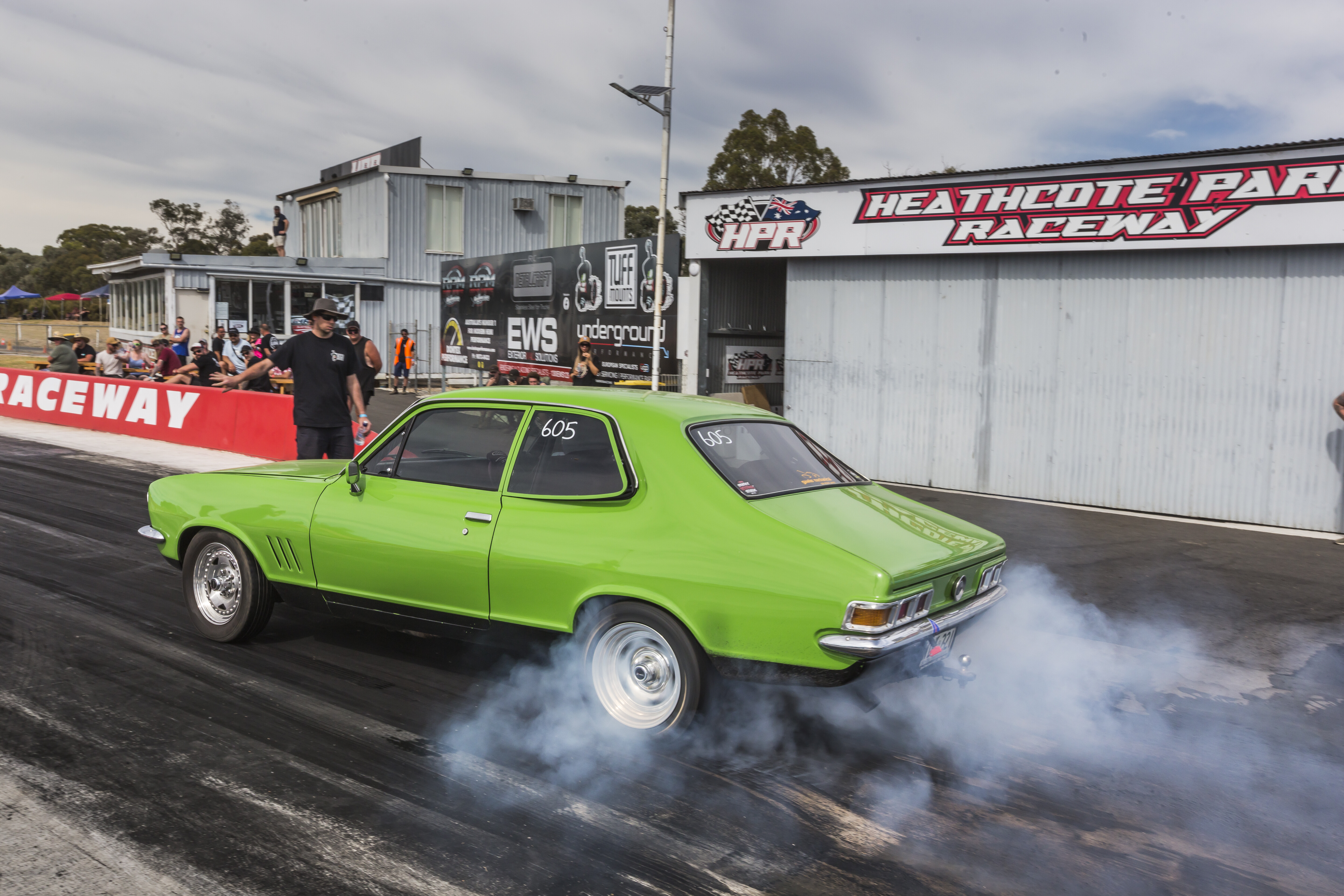 Street Machine Features Mark Barber LJ Torana 3