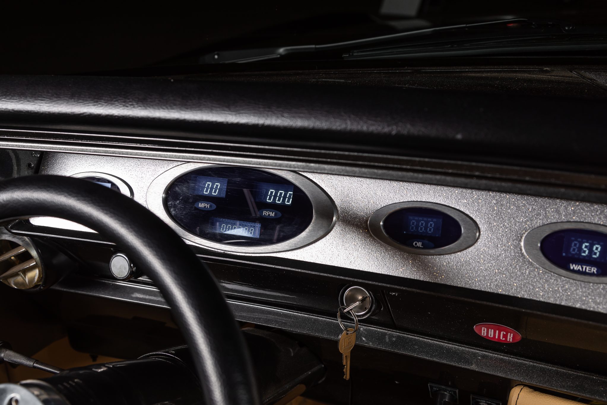 Street Machine Features Mark Sullivan Buick Riviera Dash