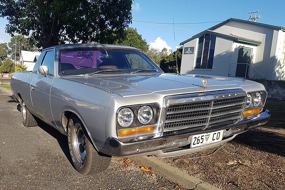 Mopar -35-chrysler -ute