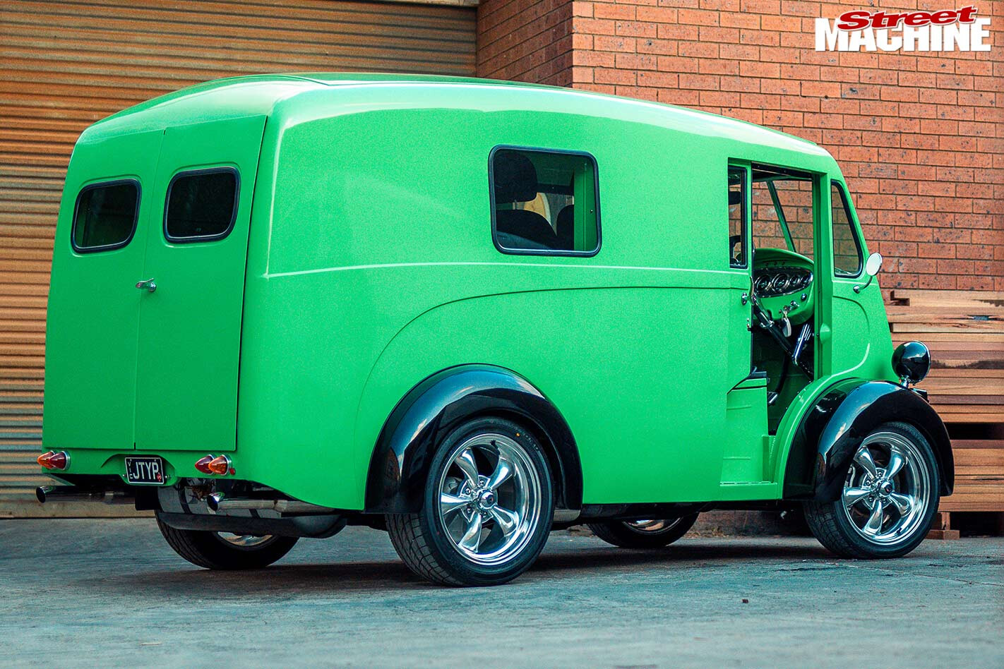 Morris J-Van rear