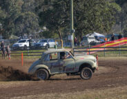 V8 MORRIS MINOR The Mud Run