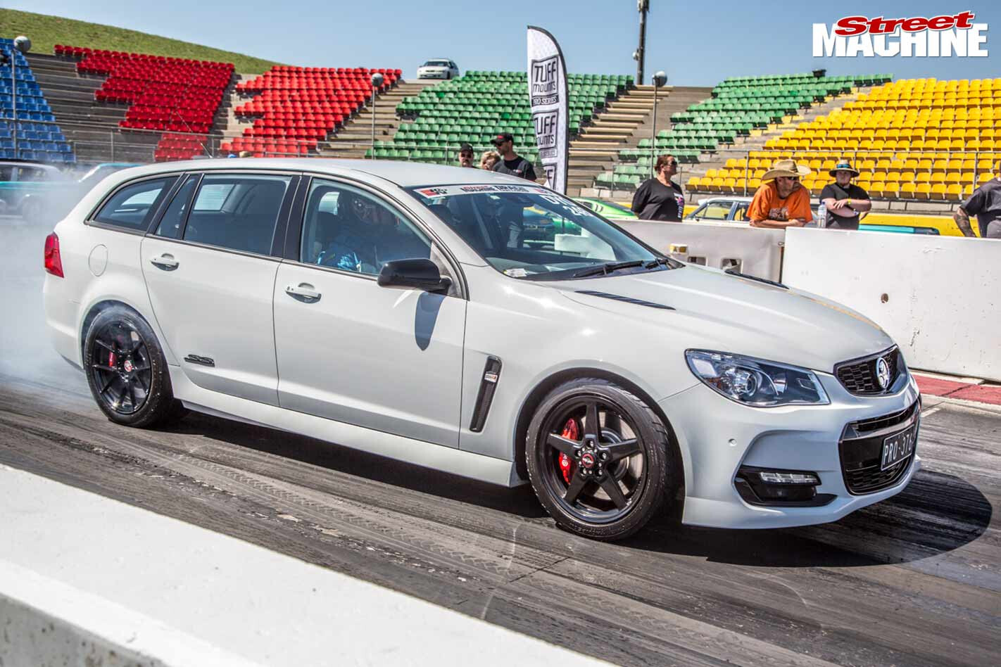Holden VF sportwagon