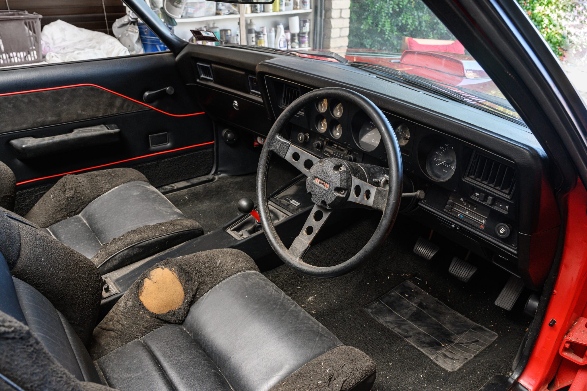 Street Machine Features Neil James Eager Maniac Hq Monaro 11