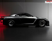 Nissan R35 GTR side