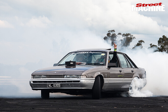 Performance car mania holden HK-premier burnout