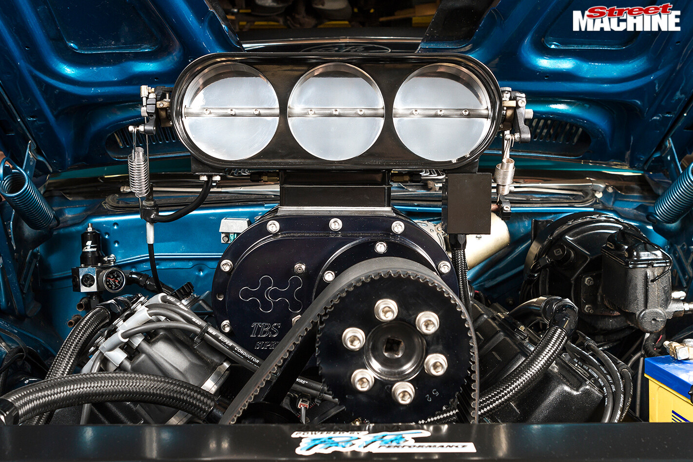 Plymouth -barracuda -engine -detail