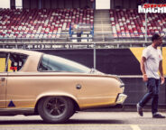 Plymouth -Barracuda -pit -lane -rear