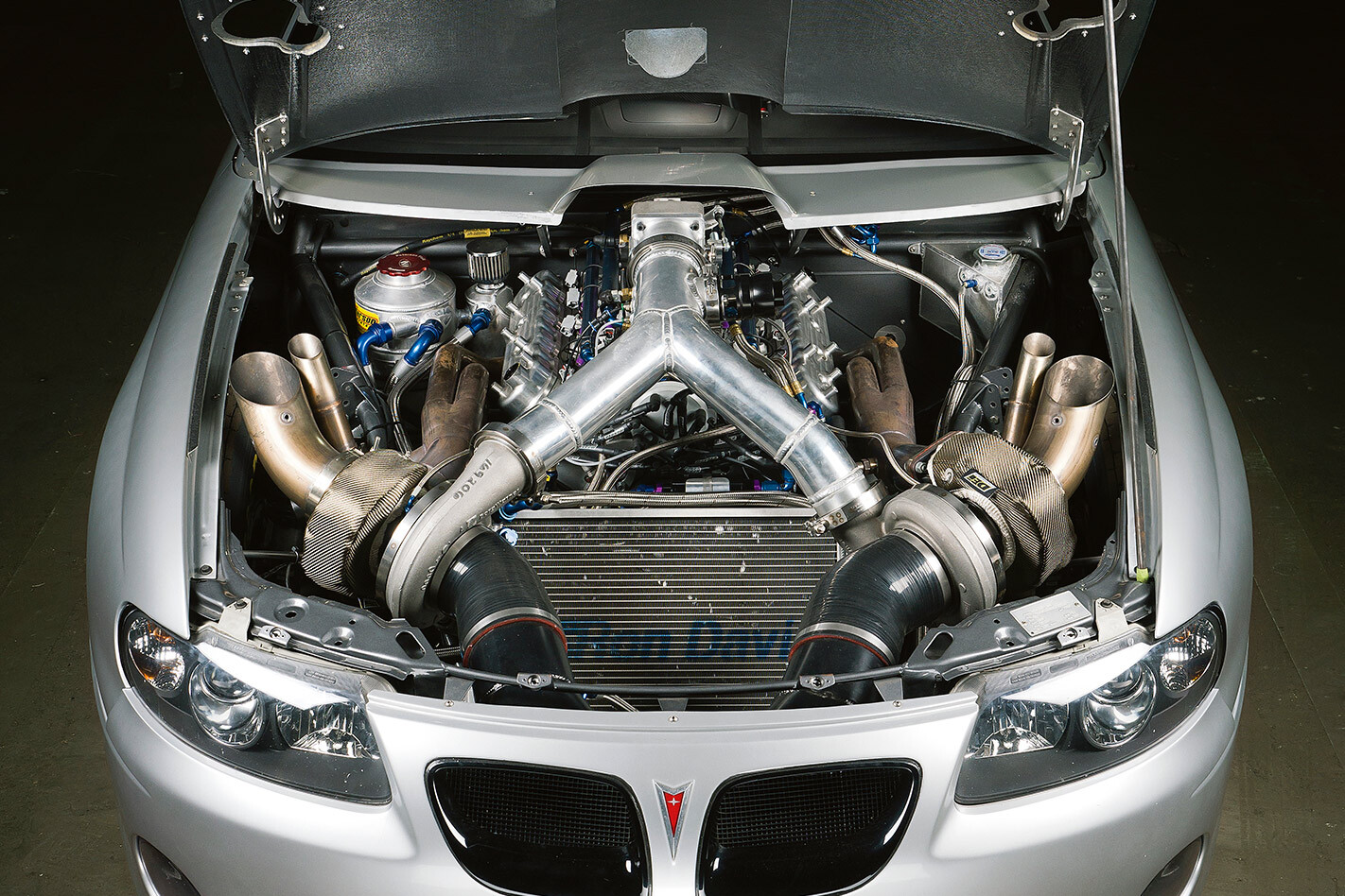 ワイルド・スピード 2台 PONTIAC GTO バイク2台 付き 2400rwhp turbo LSX-powered 2005 Pontiac GTO