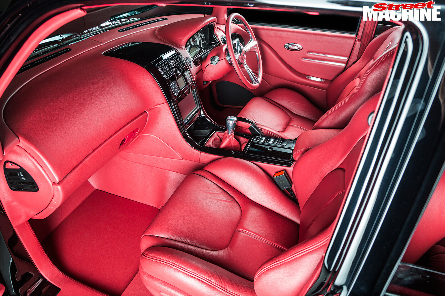 Pontiac -Laurentian -interior -front -2