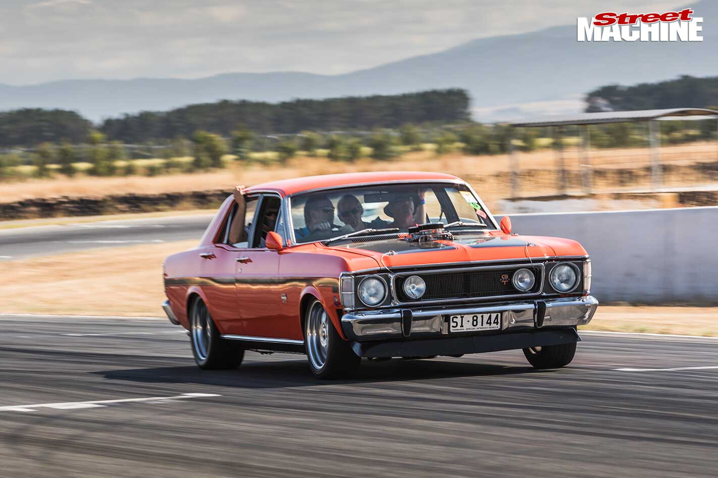 Ford Falcon at powercruise