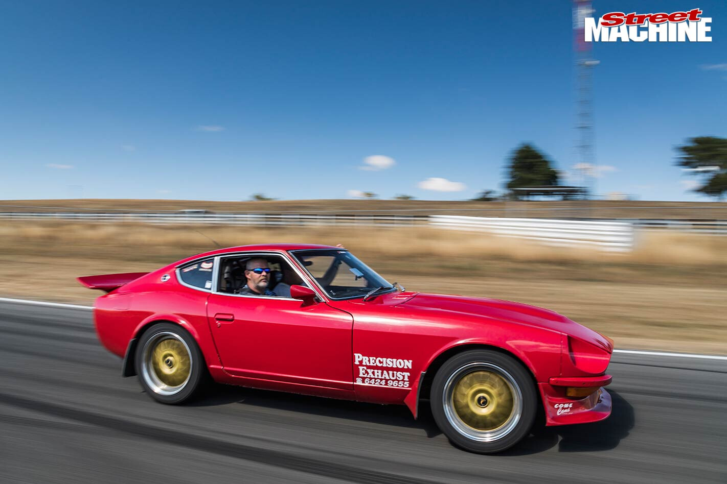 Datsun 240Z at powercruise