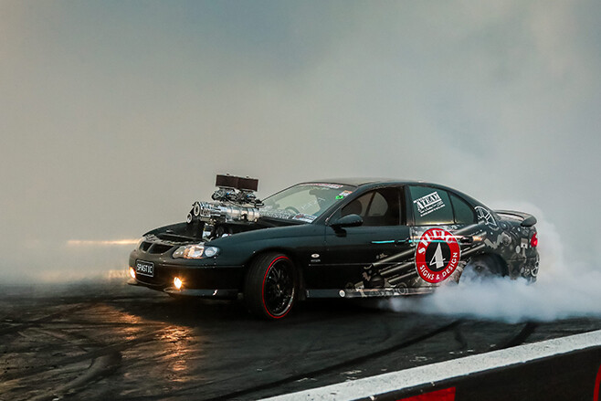 Michael Pratten's VX Commodore