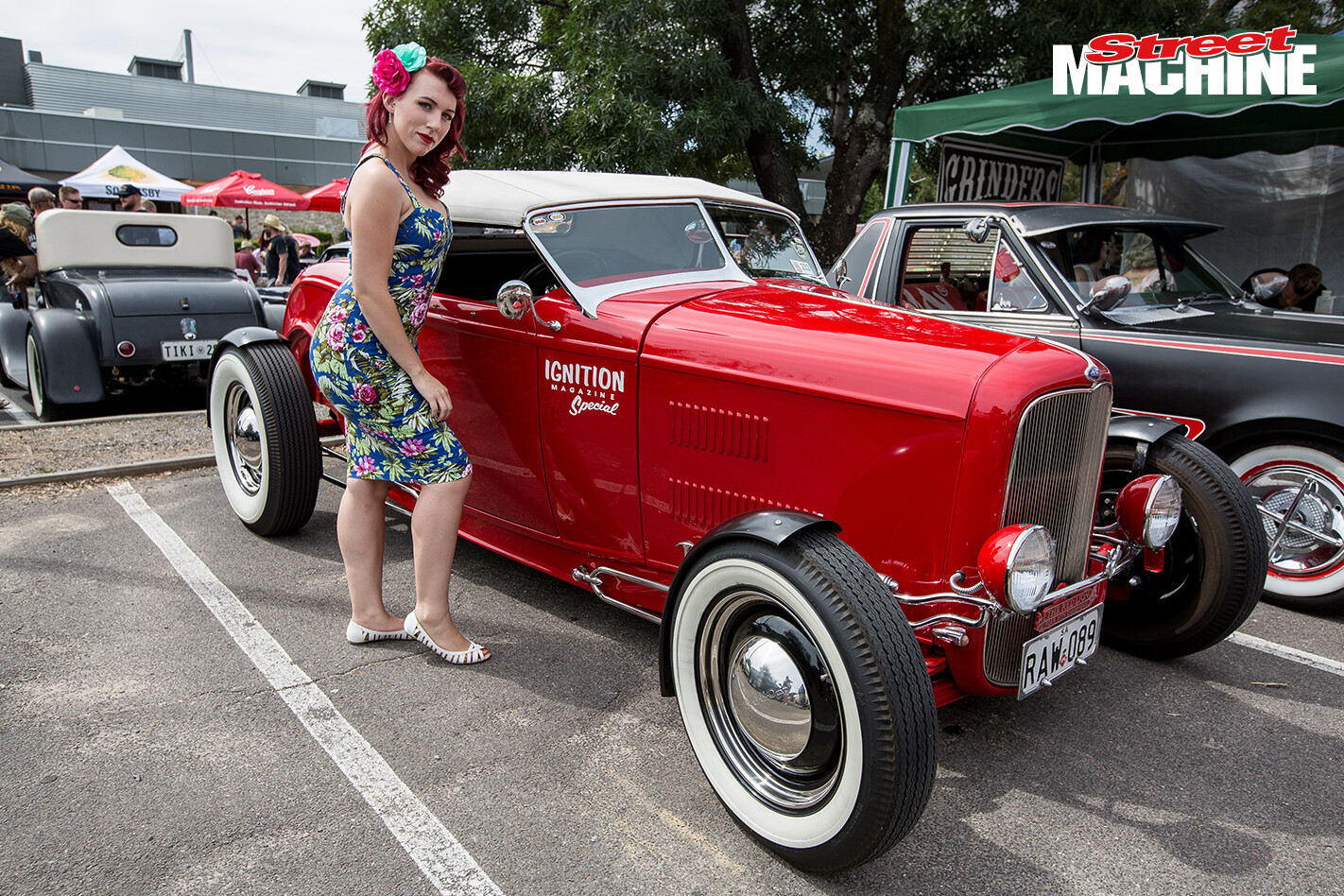 Red 32 Roadster