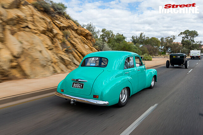Red -centre -nats -green -holden Fx