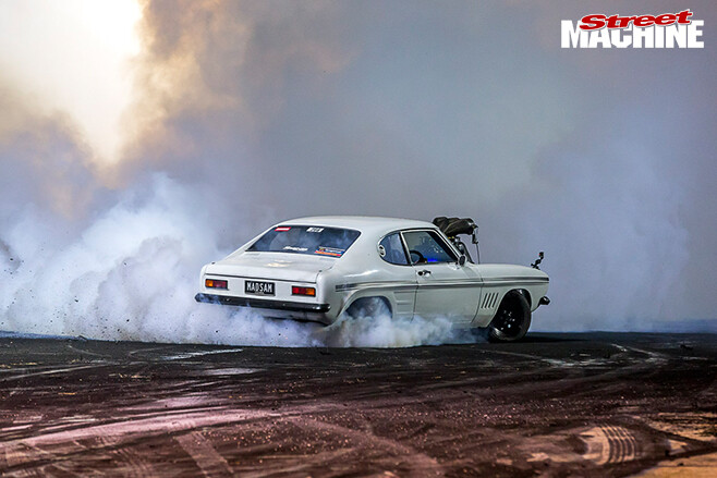 Red -centre -nats -white -capri