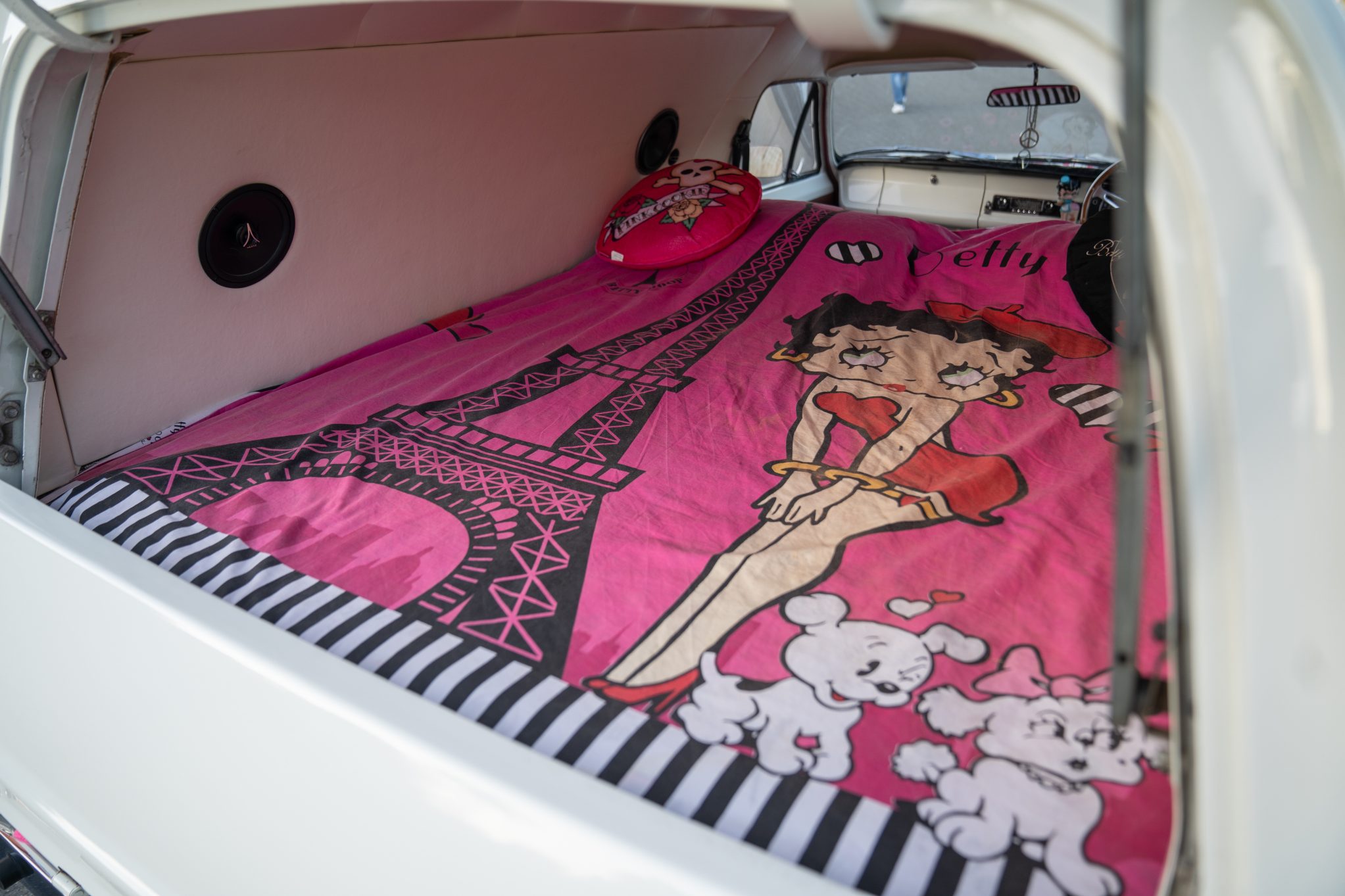 Street Machine Features Roxy Marshall Hr Holden Panel Van Cargo