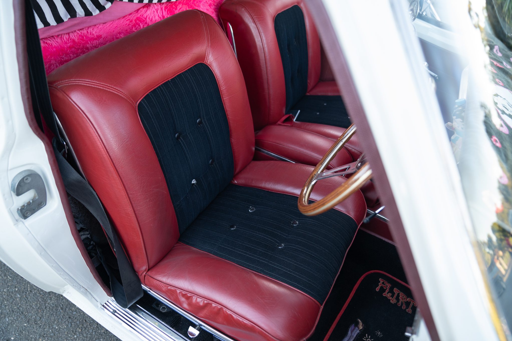 Street Machine Features Roxy Marshall Hr Holden Panel Van Seats