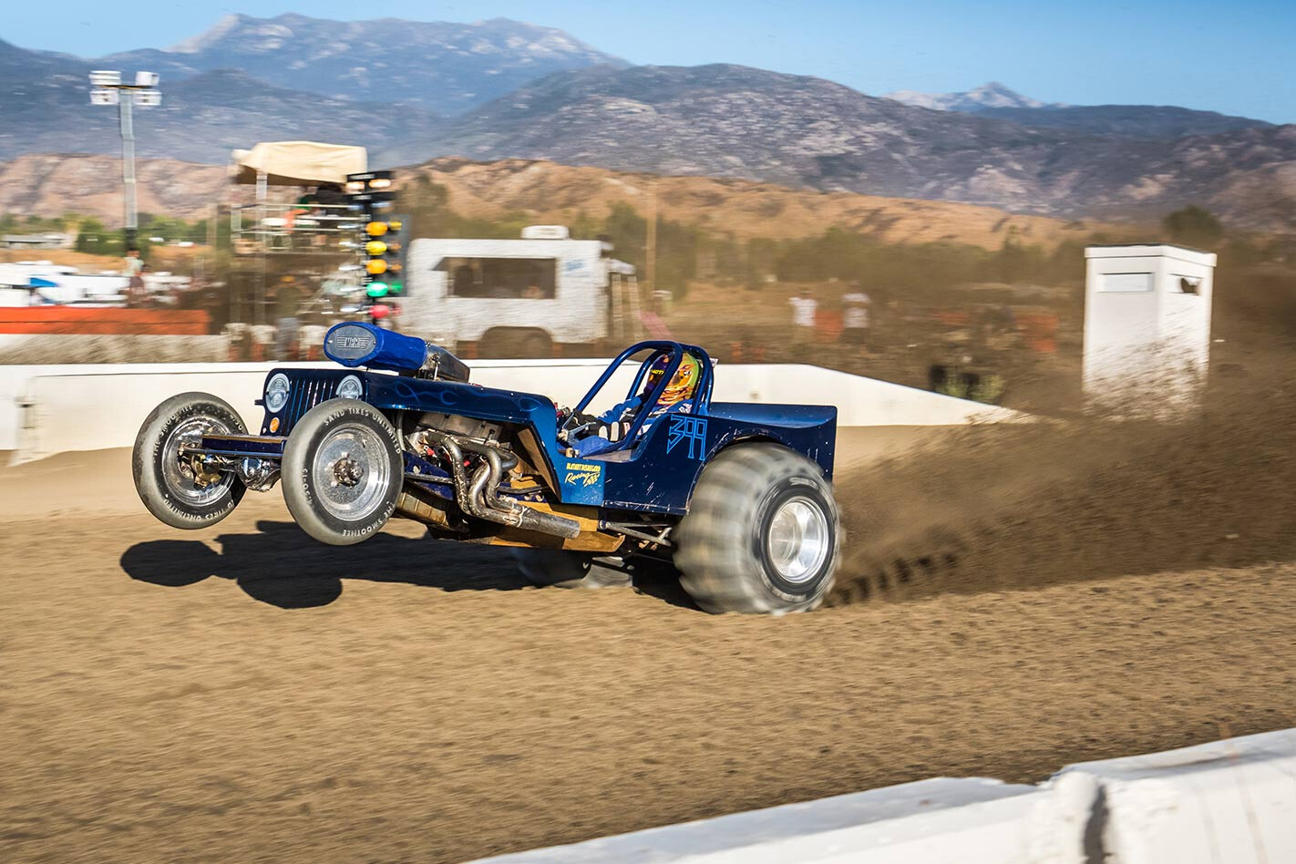 Sand drags