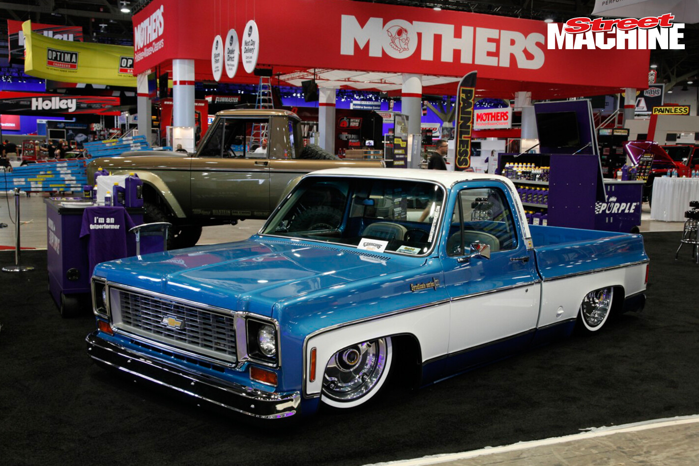SEMA 2015 Slammed Chev Pick Up
