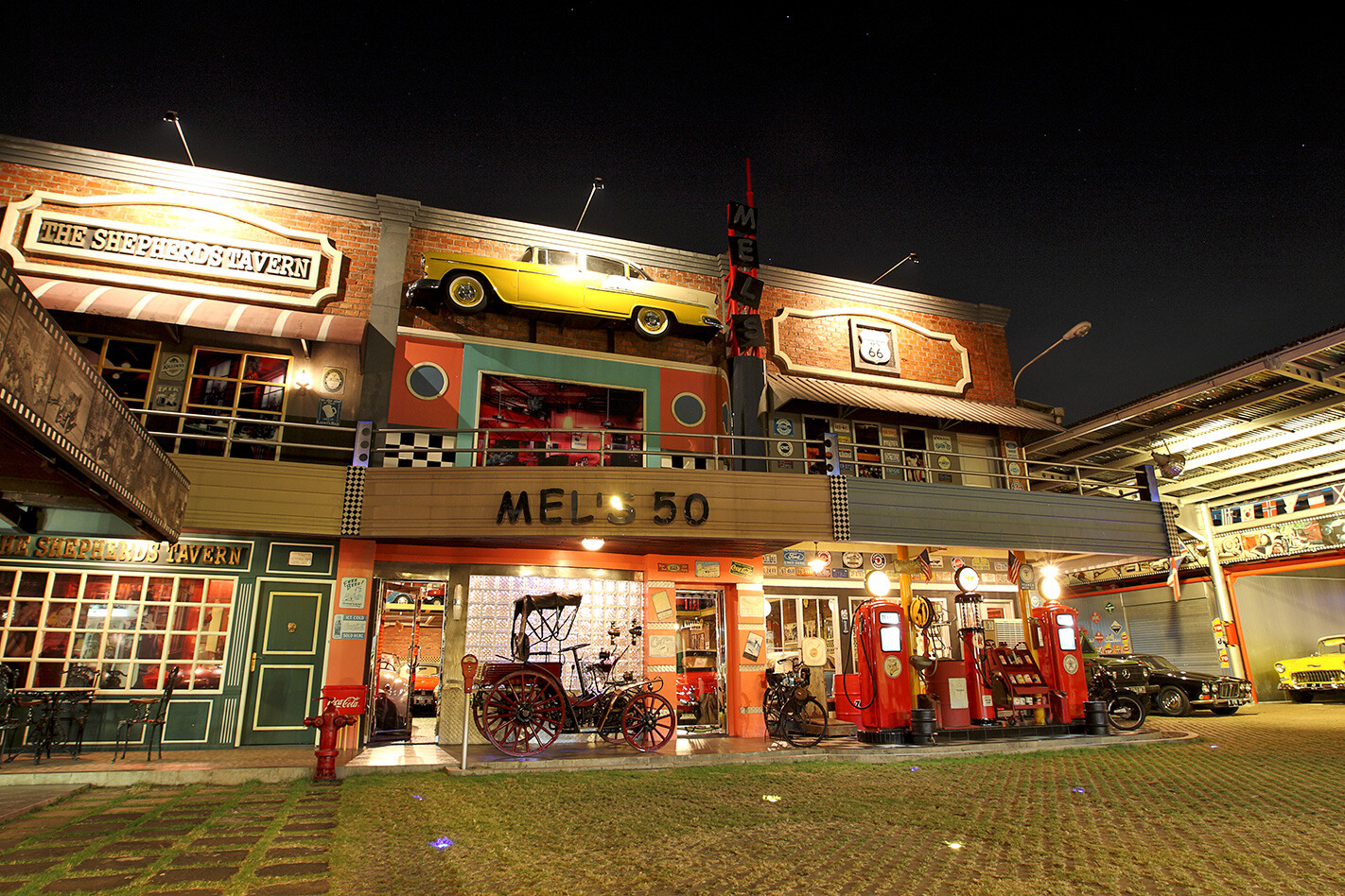 Hauwke's auto gallery