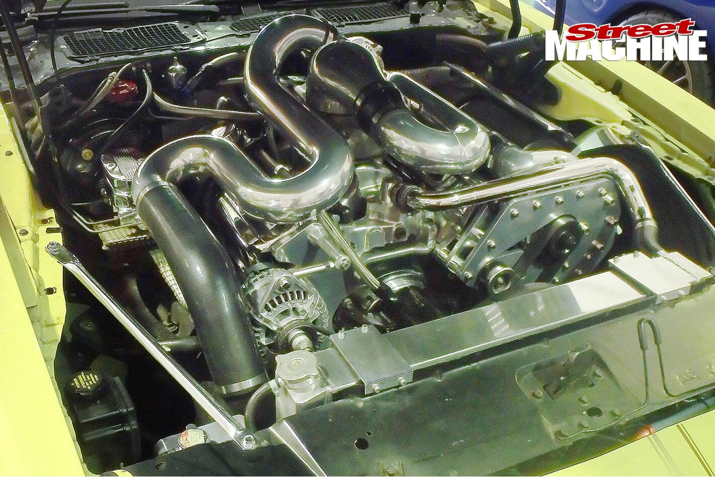 Snowy -1000-SM15-Pontiac -pipes