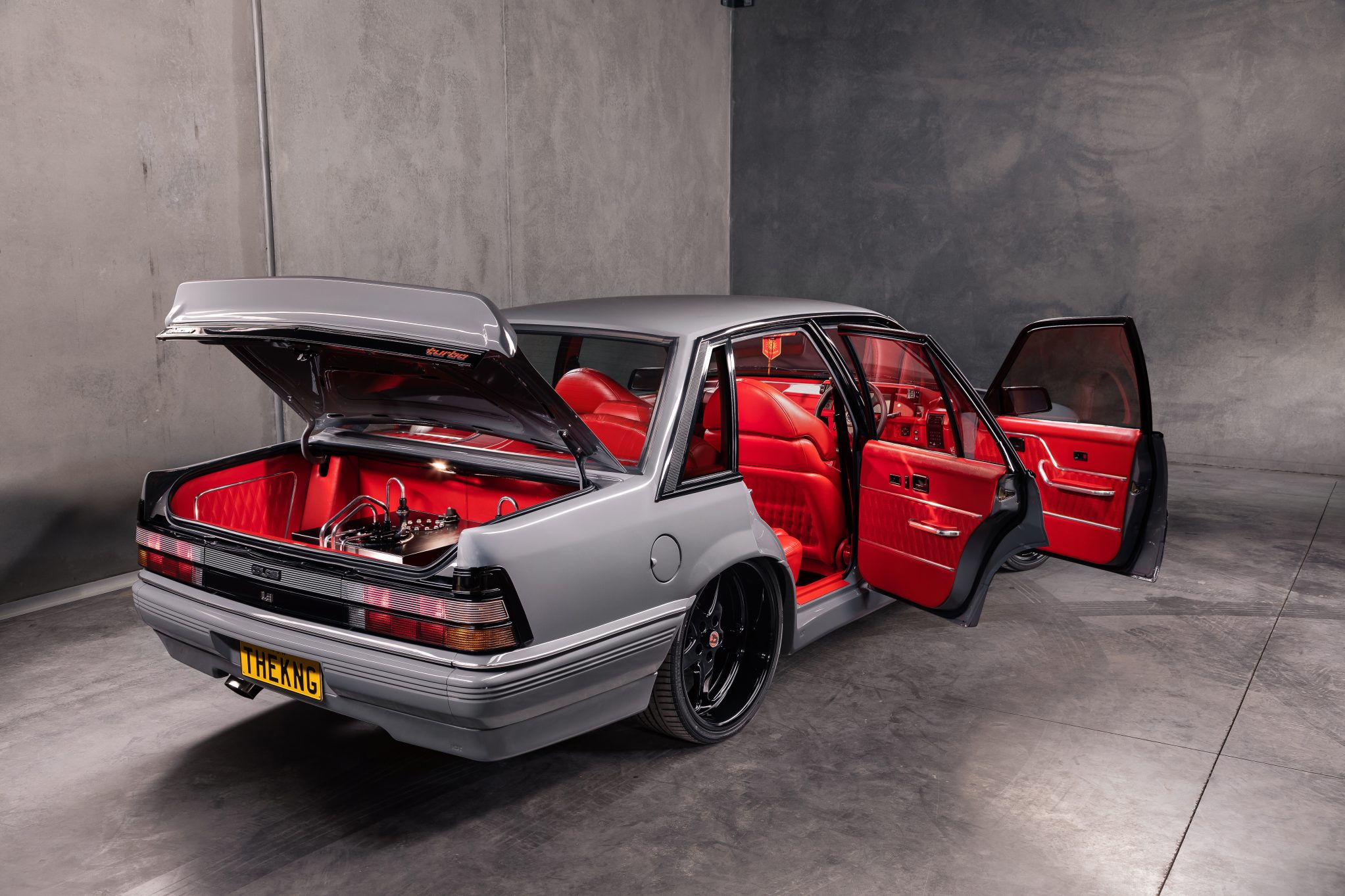 Street Machine Features Stefan Tomevski Vl Commodore Thekng Doors Open