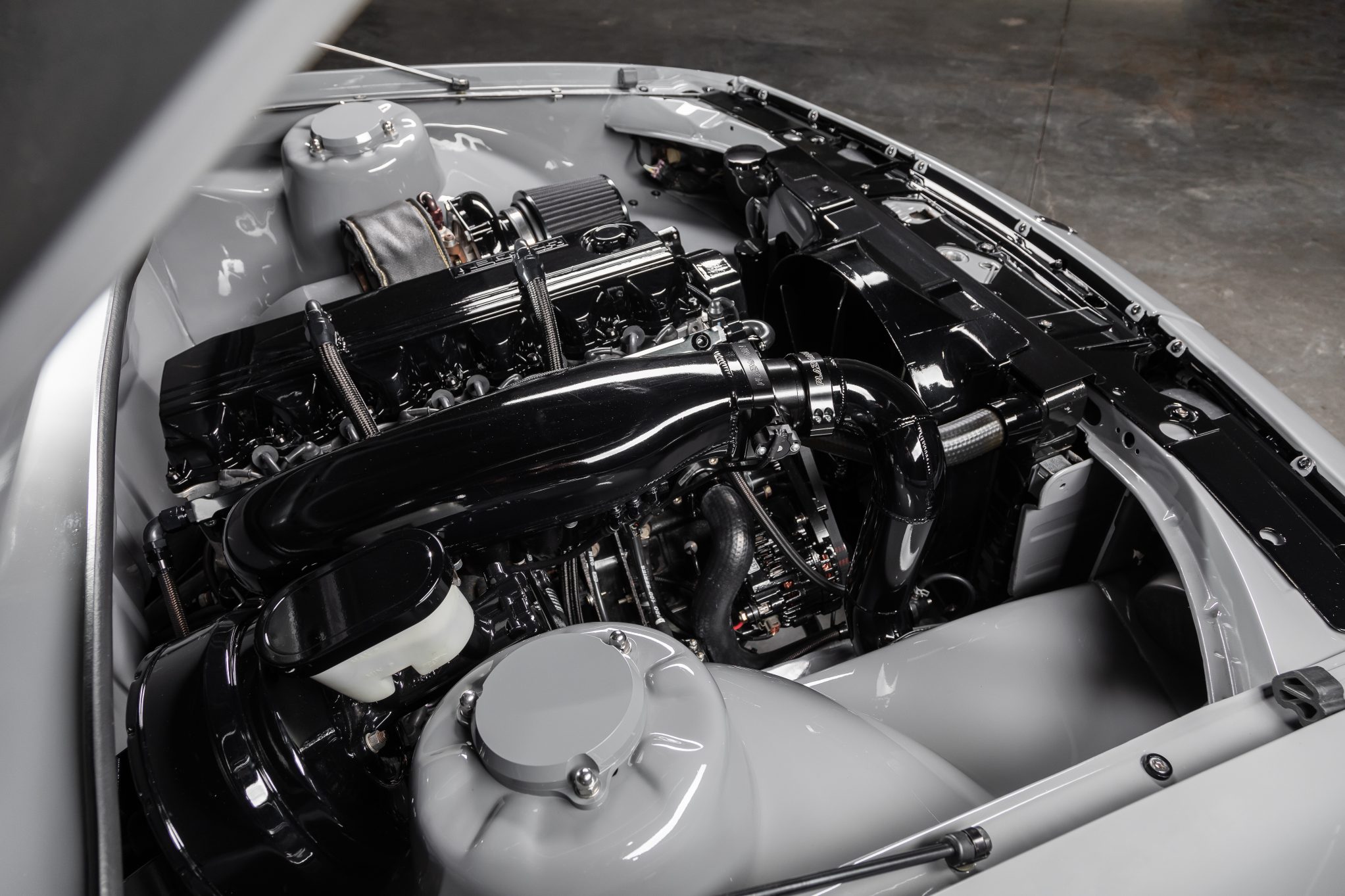 Street Machine Features Stefan Tomevski Vl Commodore Thekng Engine Bay 7