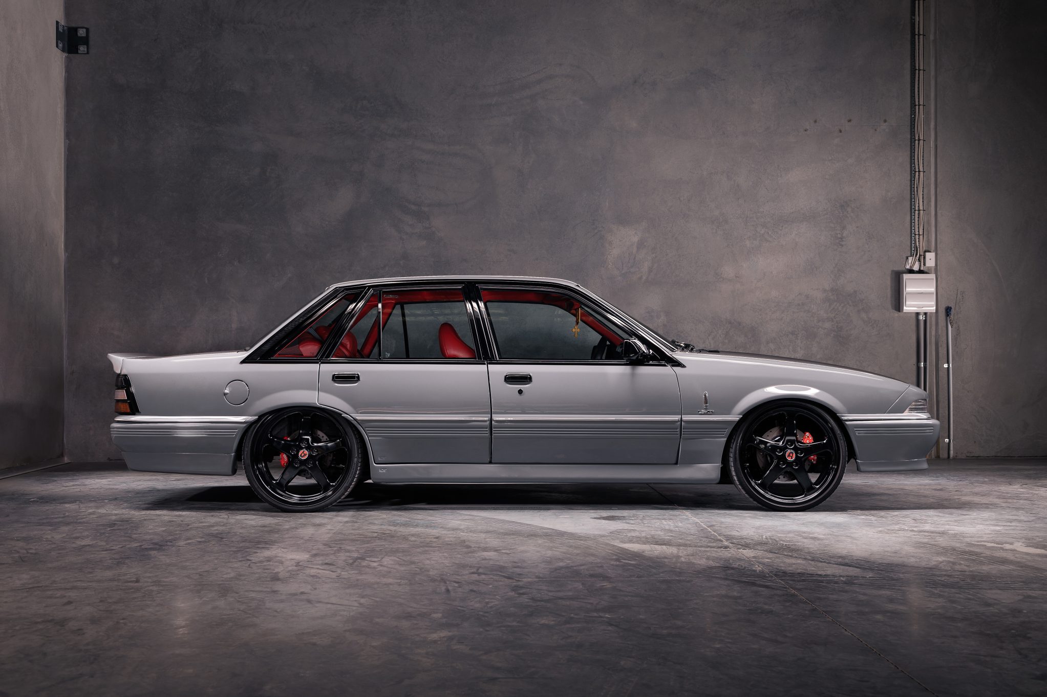 Street Machine Features Stefan Tomevski Vl Commodore Thekng Side