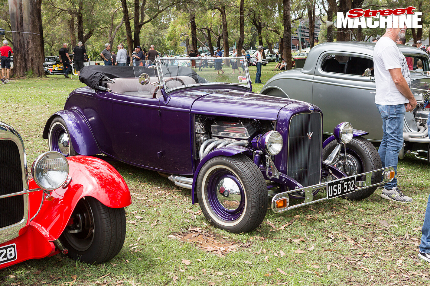 Roadster Hot rod THE-FINAL-BIG-ALS-POKER-RUN-Caption -12-4889
