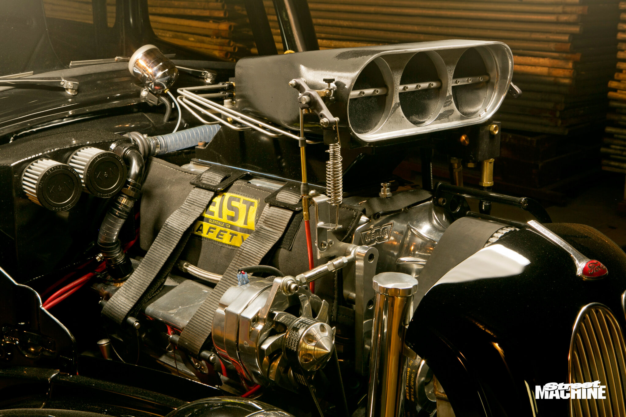 cfa4158a/tony younis ford anglia engine bay jpg