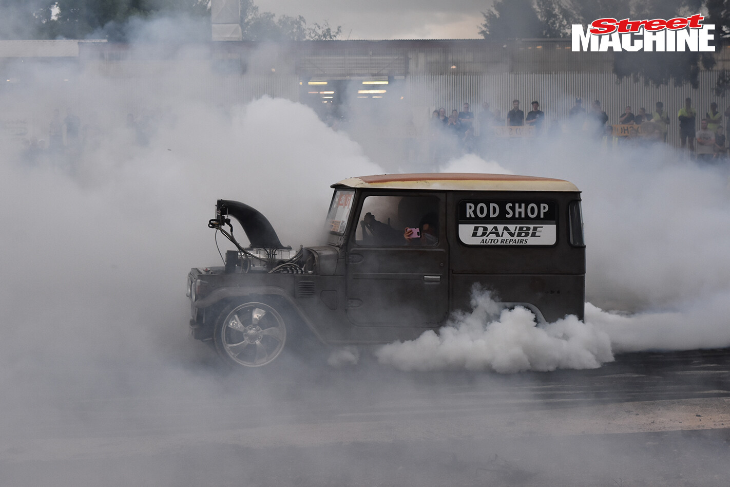 Toyota FJ40 Landcruiser Burnout 1 123