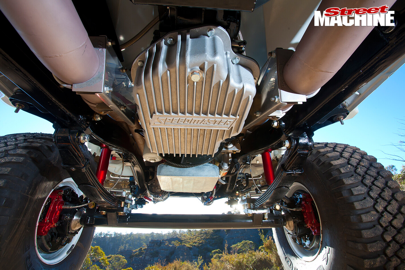 Toyota -Hilux -under